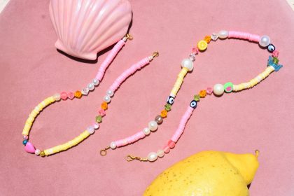 beach pearl necklace